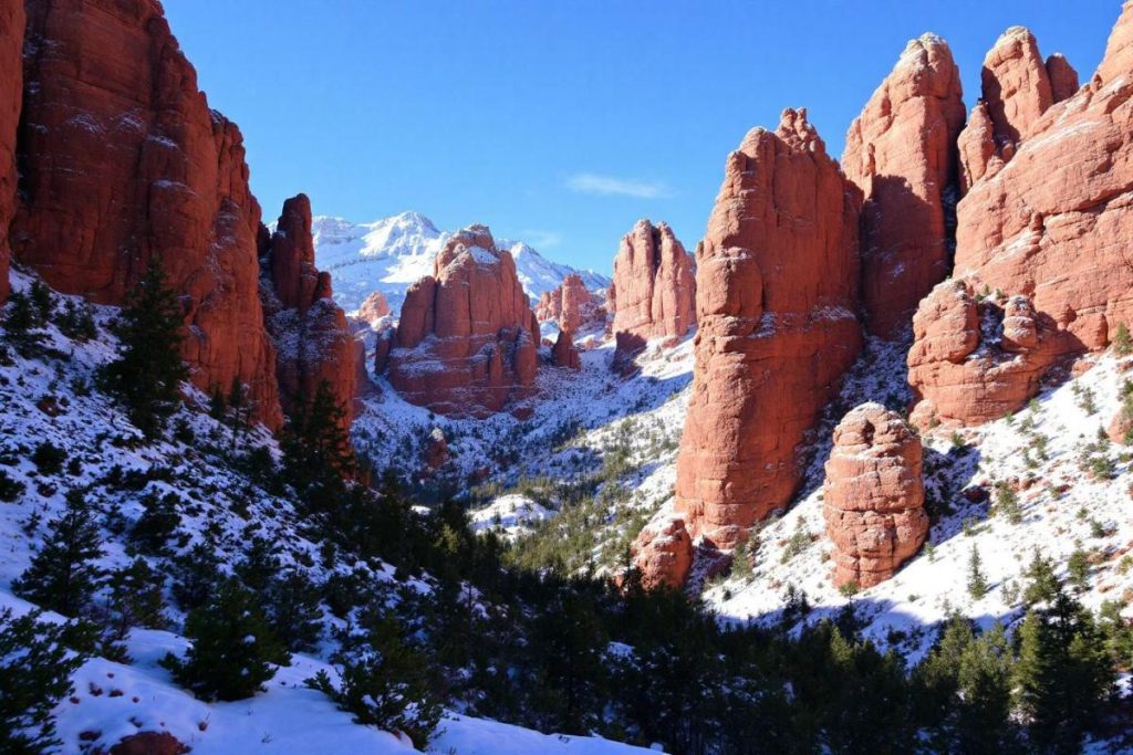 Pas besoin de s’envoler pour le Colorado : ces roches rouges spectaculaires sont dans le Vercors