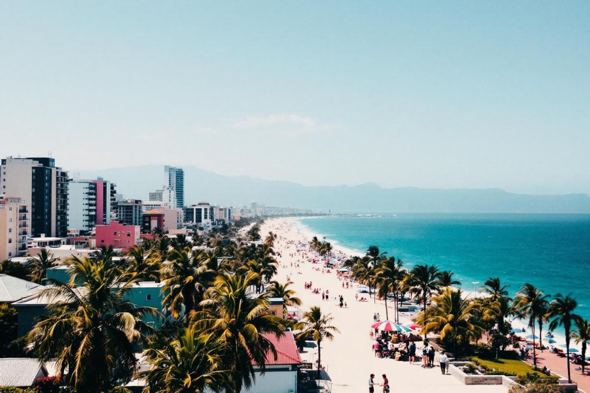 Moins connue que Marseille, plus solaire que Montpellier : cette ville du littoral vit au rythme de la mer