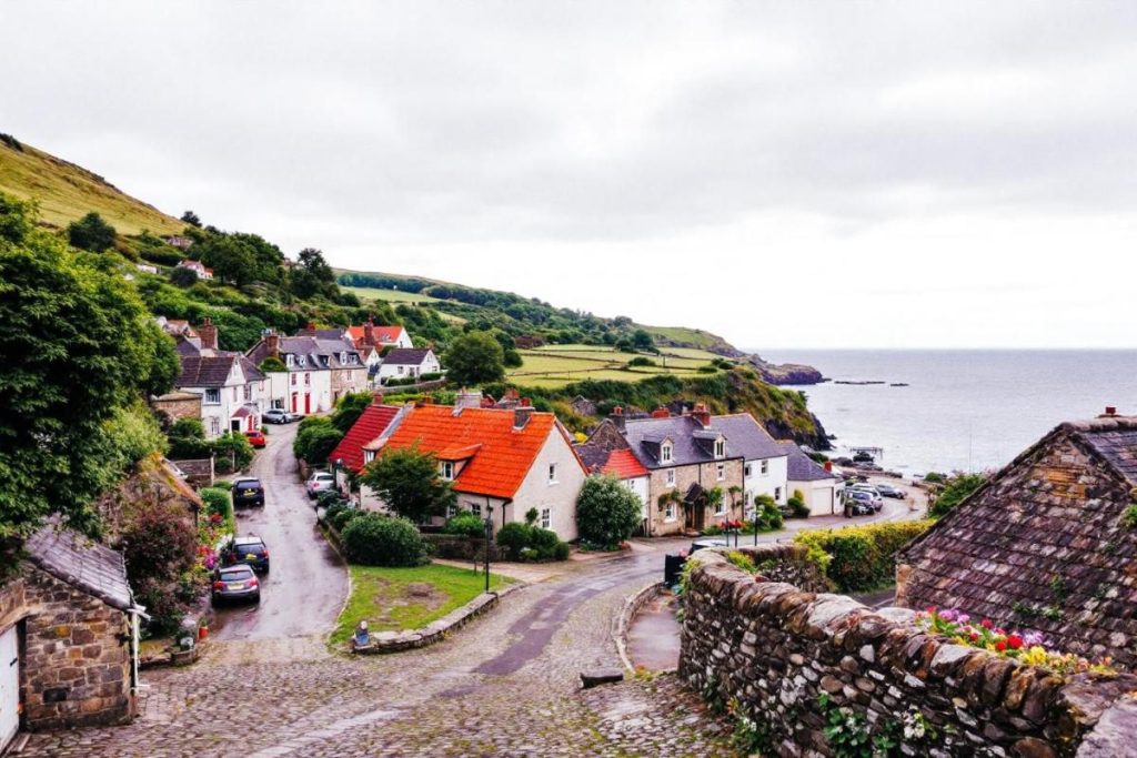 À moins d’1 h de Lille, ce village côtier préservé séduit par son atmosphère hors du temps