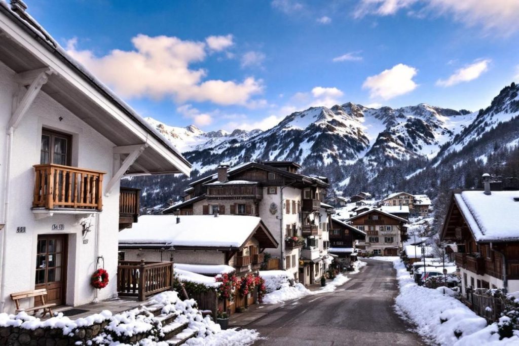 Moins réputée que Annecy, cette ville alpine offre un cadre tout aussi spectaculaire sans la foule