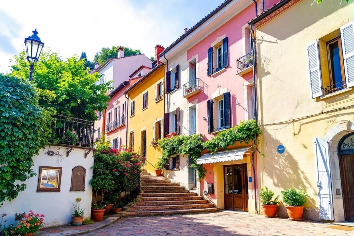 Moins médiatisée que Toulouse, cette cité occitane enchante par ses ruelles colorées